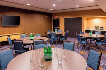 courtyard by marriott bismarck north