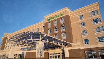 holiday inn indianapolis airport by ihg