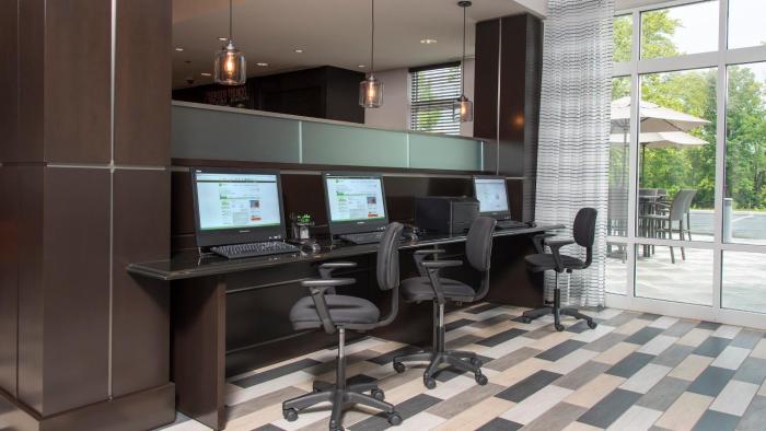 holiday inn indianapolis airport by ihg