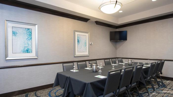 holiday inn indianapolis airport by ihg