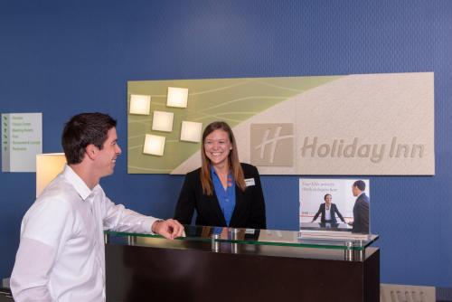 holiday inn indianapolis airport by ihg