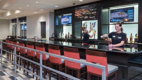 holiday inn indianapolis airport by ihg