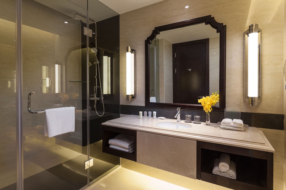 holiday inn airport guangzhou by ihg