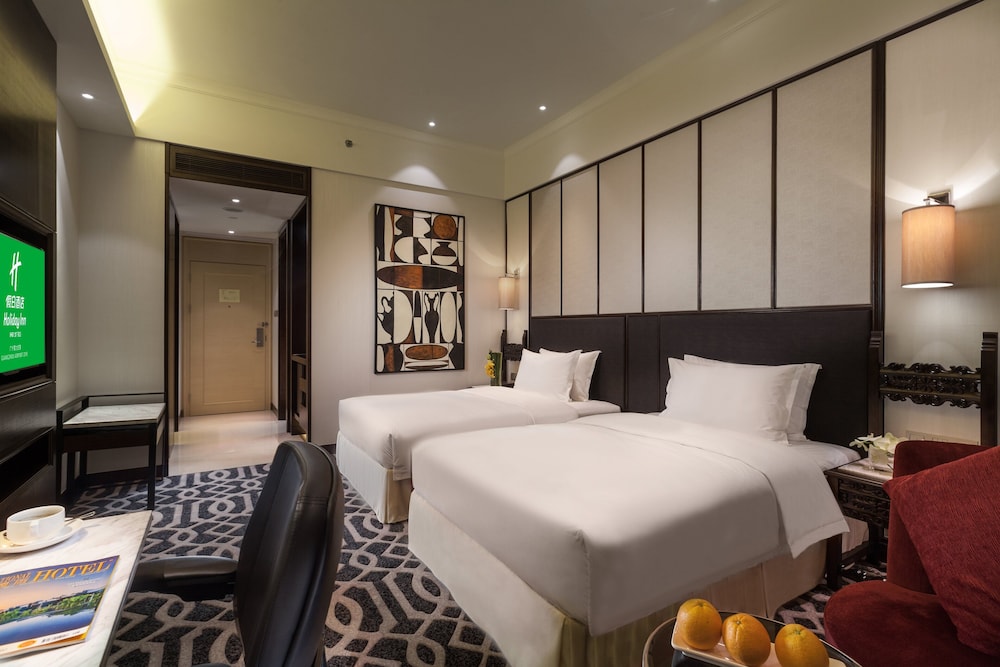holiday inn airport guangzhou by ihg