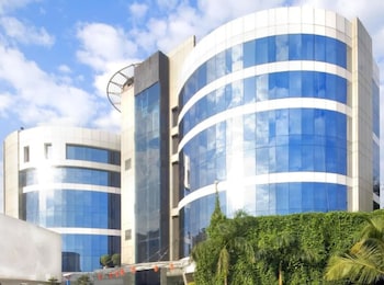 hotel peninsula grand