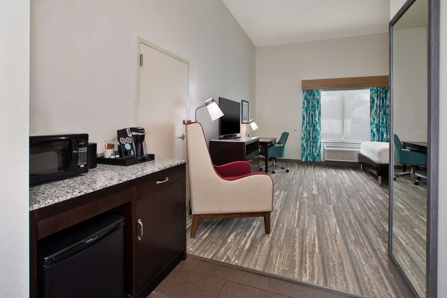 hilton garden inn benton harbor st joseph
