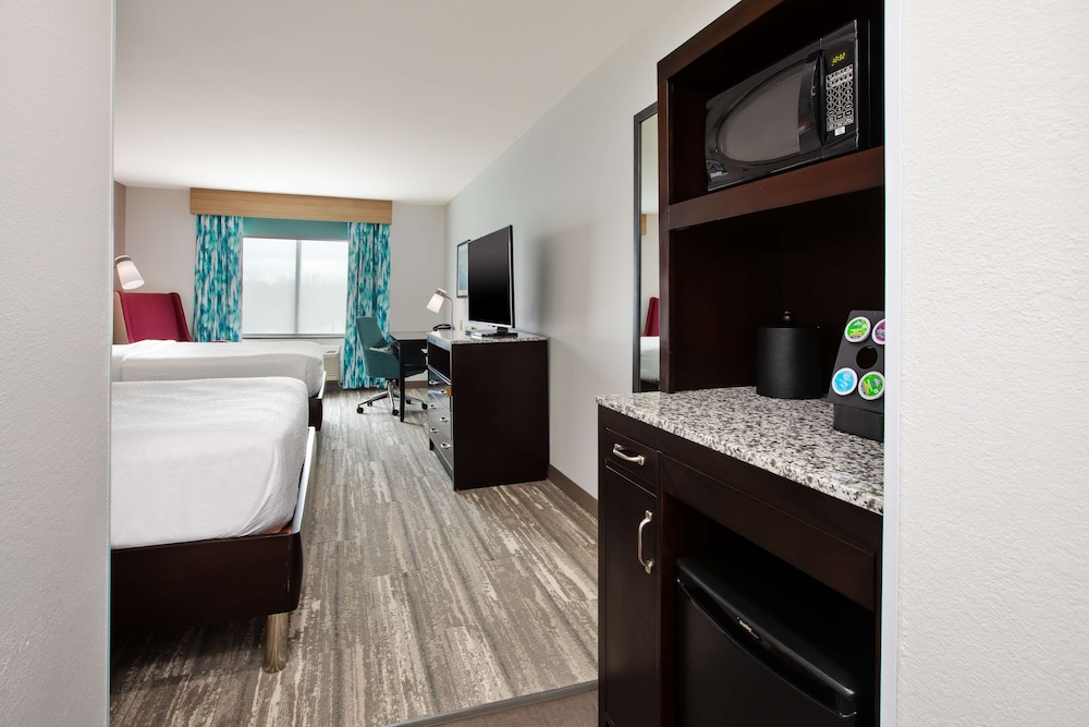 hilton garden inn benton harbor st joseph