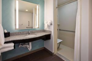 hilton garden inn benton harbor st joseph