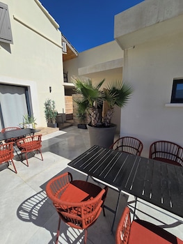 Les Loges Du Luberon,Coustellet>>Cabrieres-D'avignon,3 star