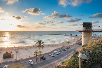 leonardo plaza netanya