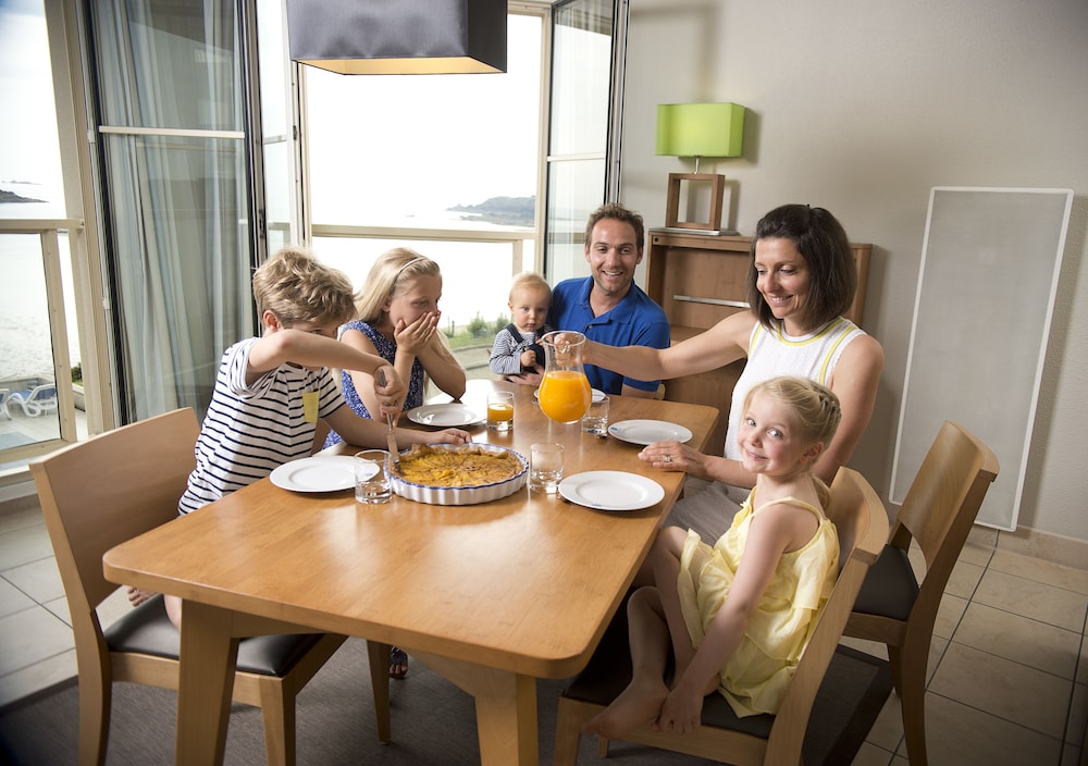 Residence Reine Marine,Rotheneuf>>Rennes,4 star