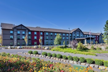 hampton inn and suites bend
