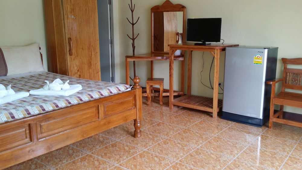 khaolak summer house resort