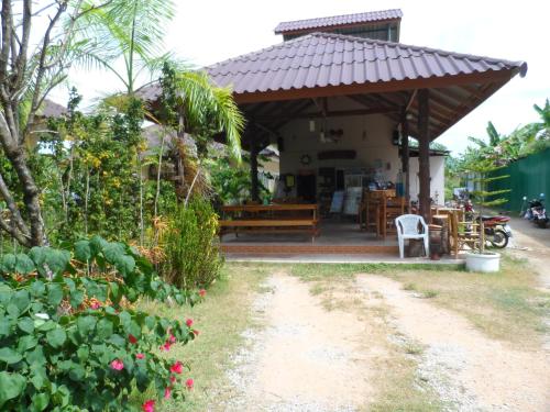 khaolak summer house resort