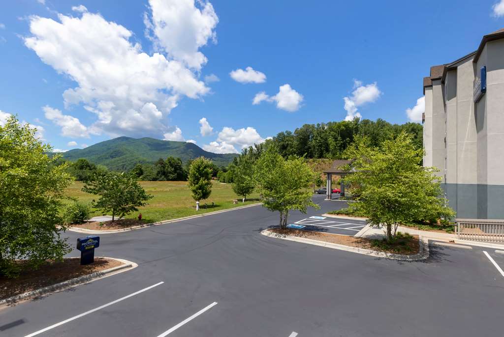 microtel inn and suites by wyndham sylva dillsboro area