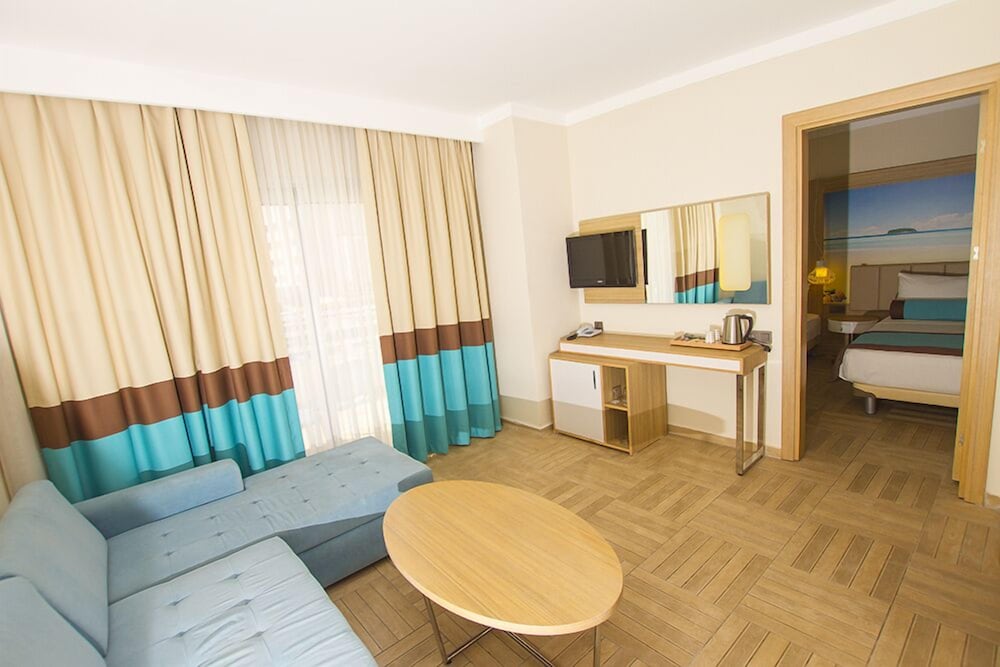 blue bay platinum hotel