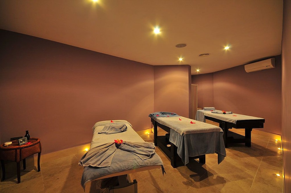 blue bay platinum hotel