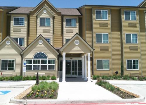 microtel inn and suites by wyndham kenedy karnes city