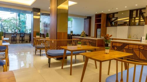 maxonehotels com legian bali