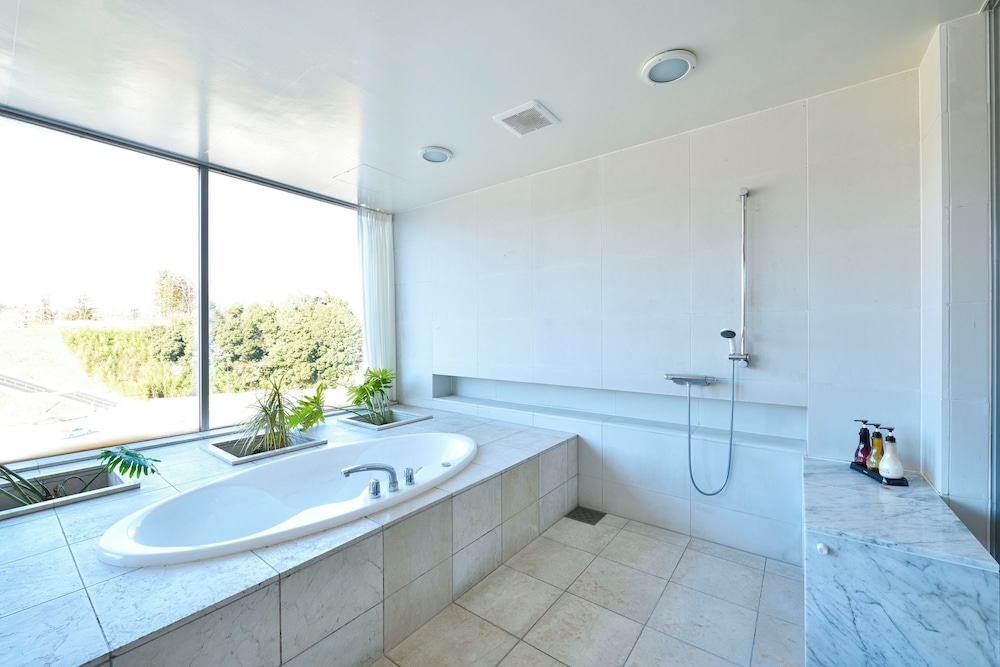 spa resort hawaiians vir port