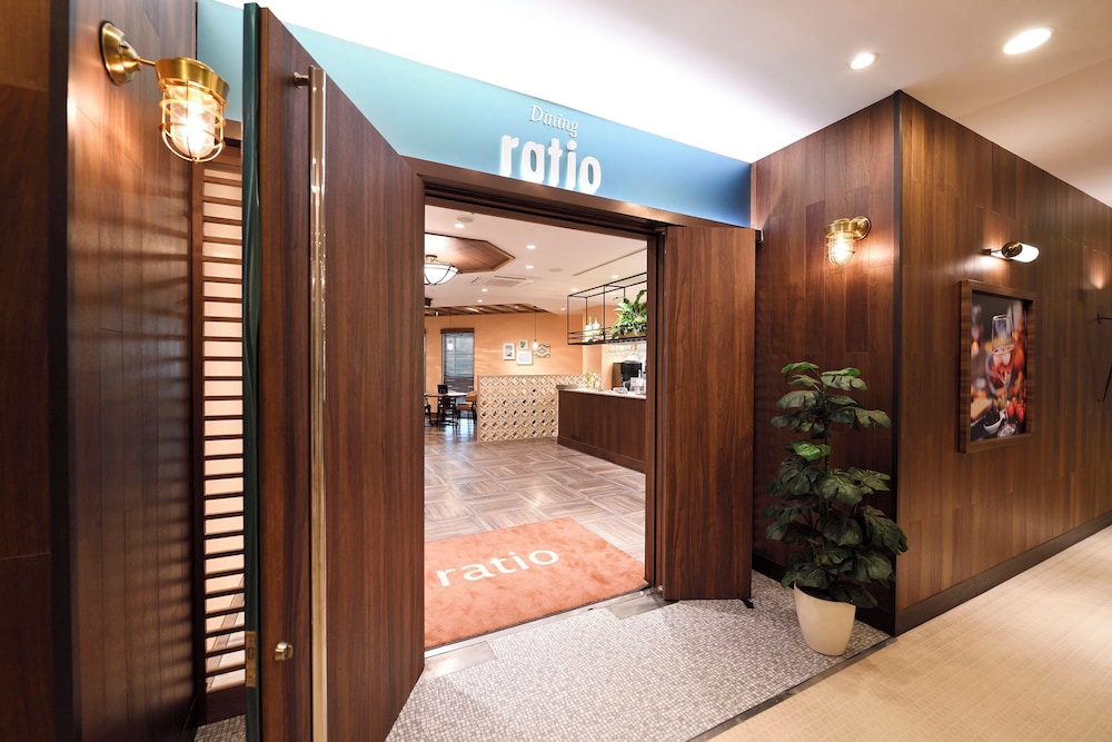 spa resort hawaiians vir port