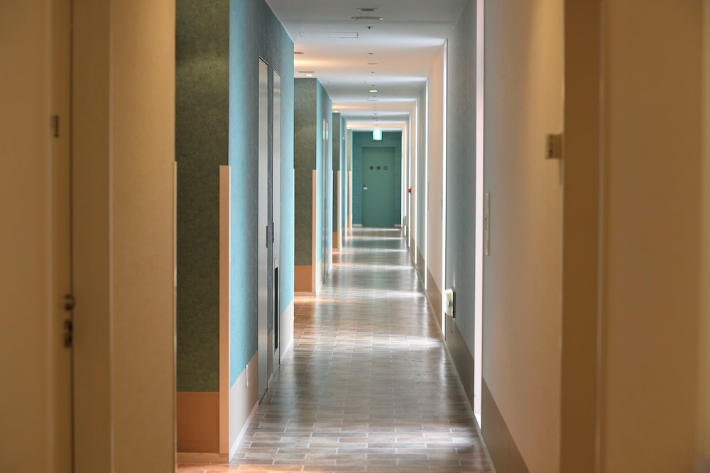 spa resort hawaiians vir port