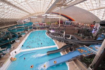 spa resort hawaiians vir port