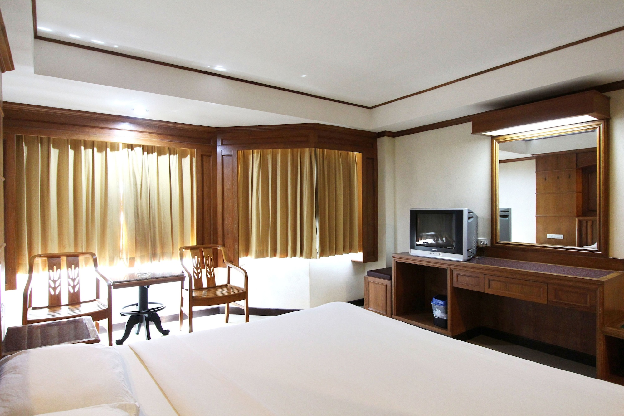 aa pattaya residence