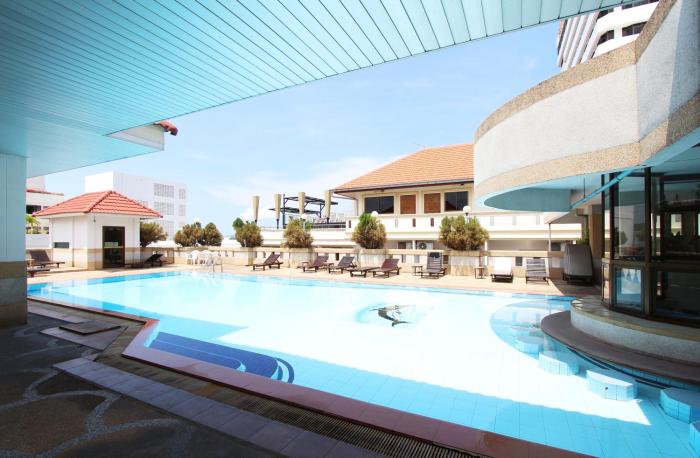 aa pattaya residence