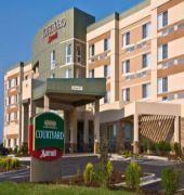 courtyard by marriott queretaro
