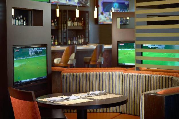 courtyard by marriott queretaro