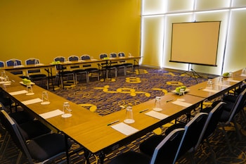 courtyard by marriott queretaro