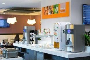holiday inn express toulon est by ihg