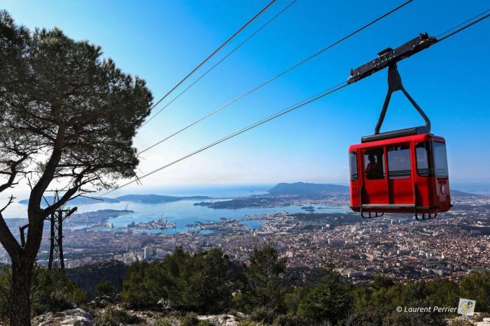 holiday inn express toulon est by ihg