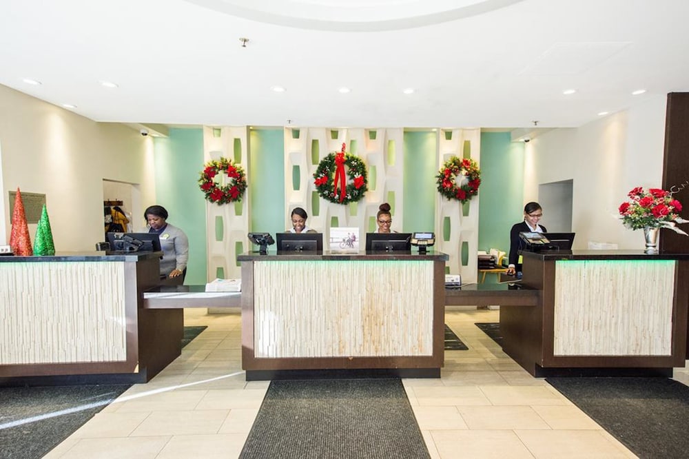 holiday inn newark international airport by ihg