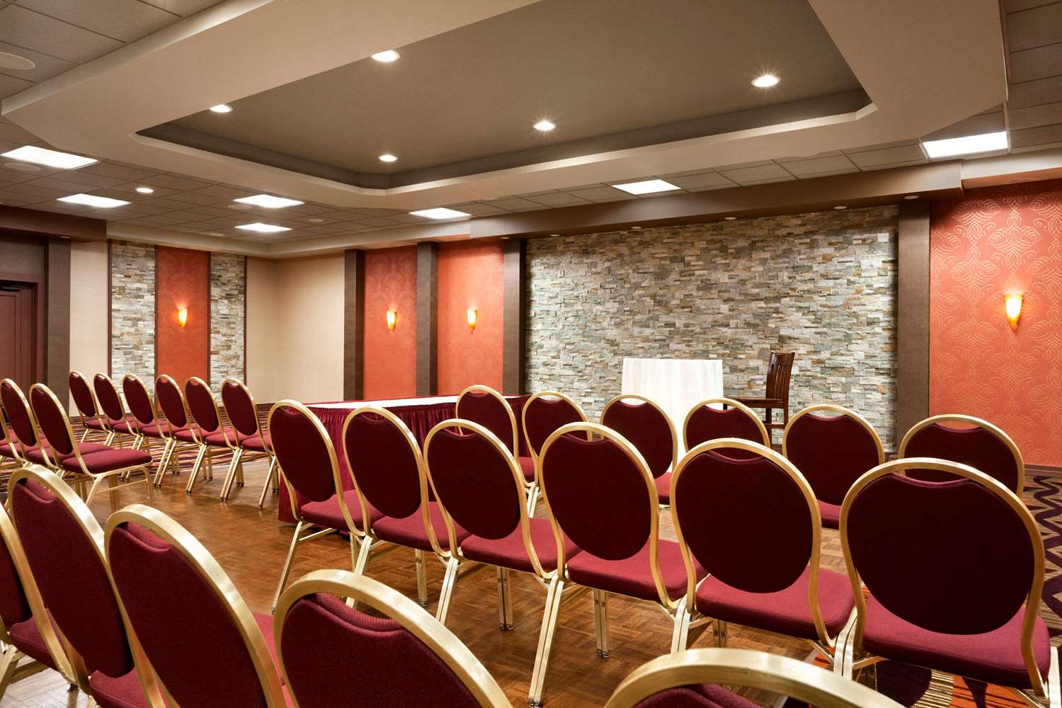 holiday inn newark international airport by ihg