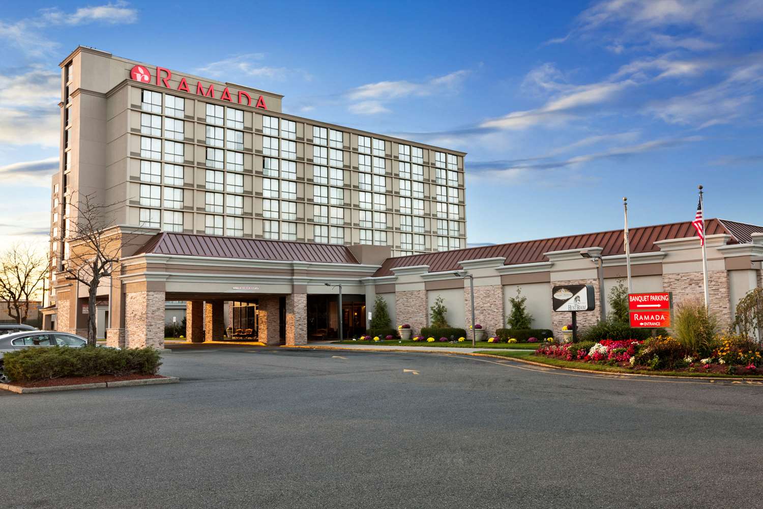 holiday inn newark international airport by ihg