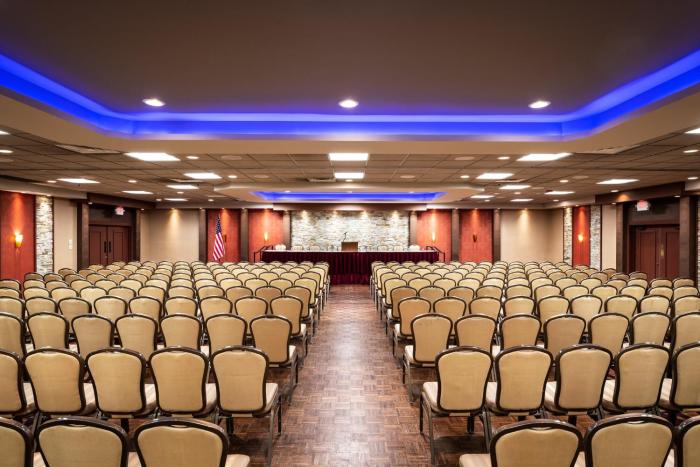 holiday inn newark international airport by ihg