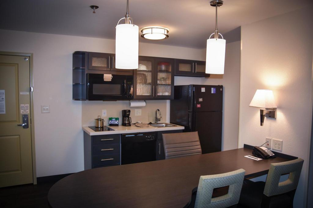 candlewood suites columbus northeast by ihg