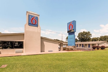 motel 6 newport news va