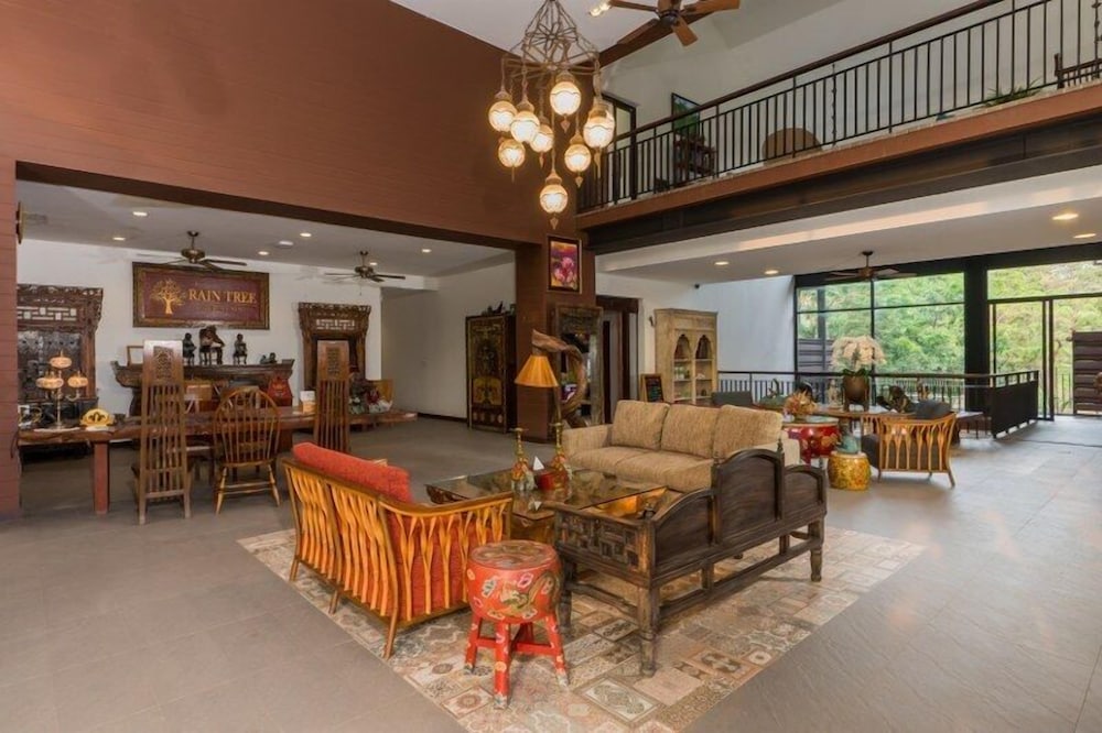 rain tree khao yai hotel