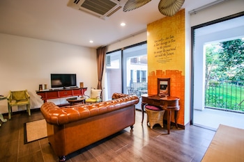 rain tree khao yai hotel