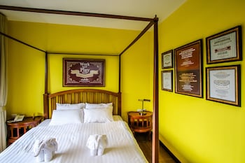 rain tree khao yai hotel