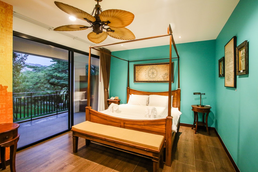 rain tree khao yai hotel