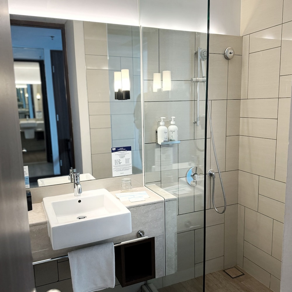 holiday inn express jakarta pluit citygate by ihg