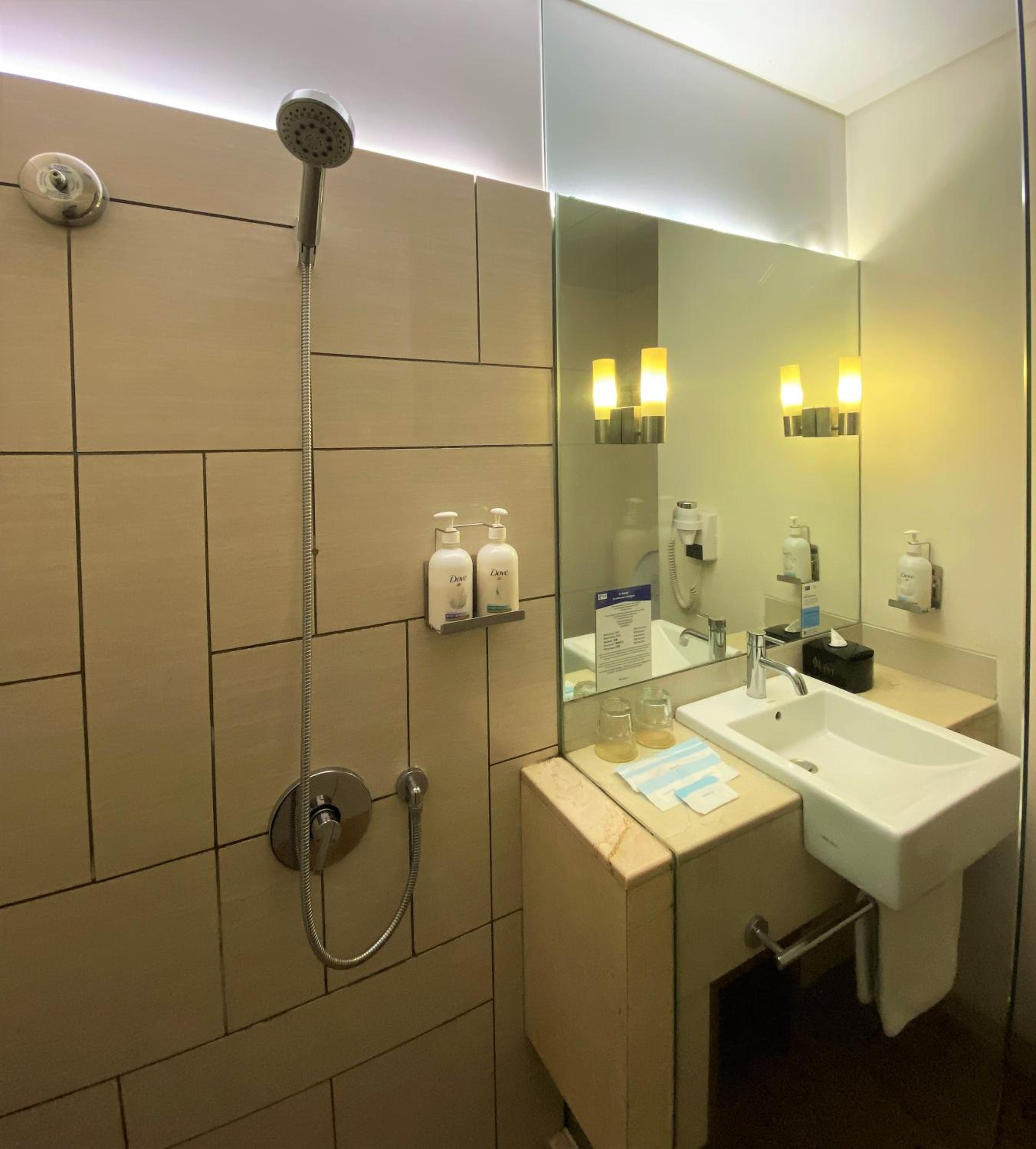 holiday inn express jakarta pluit citygate by ihg