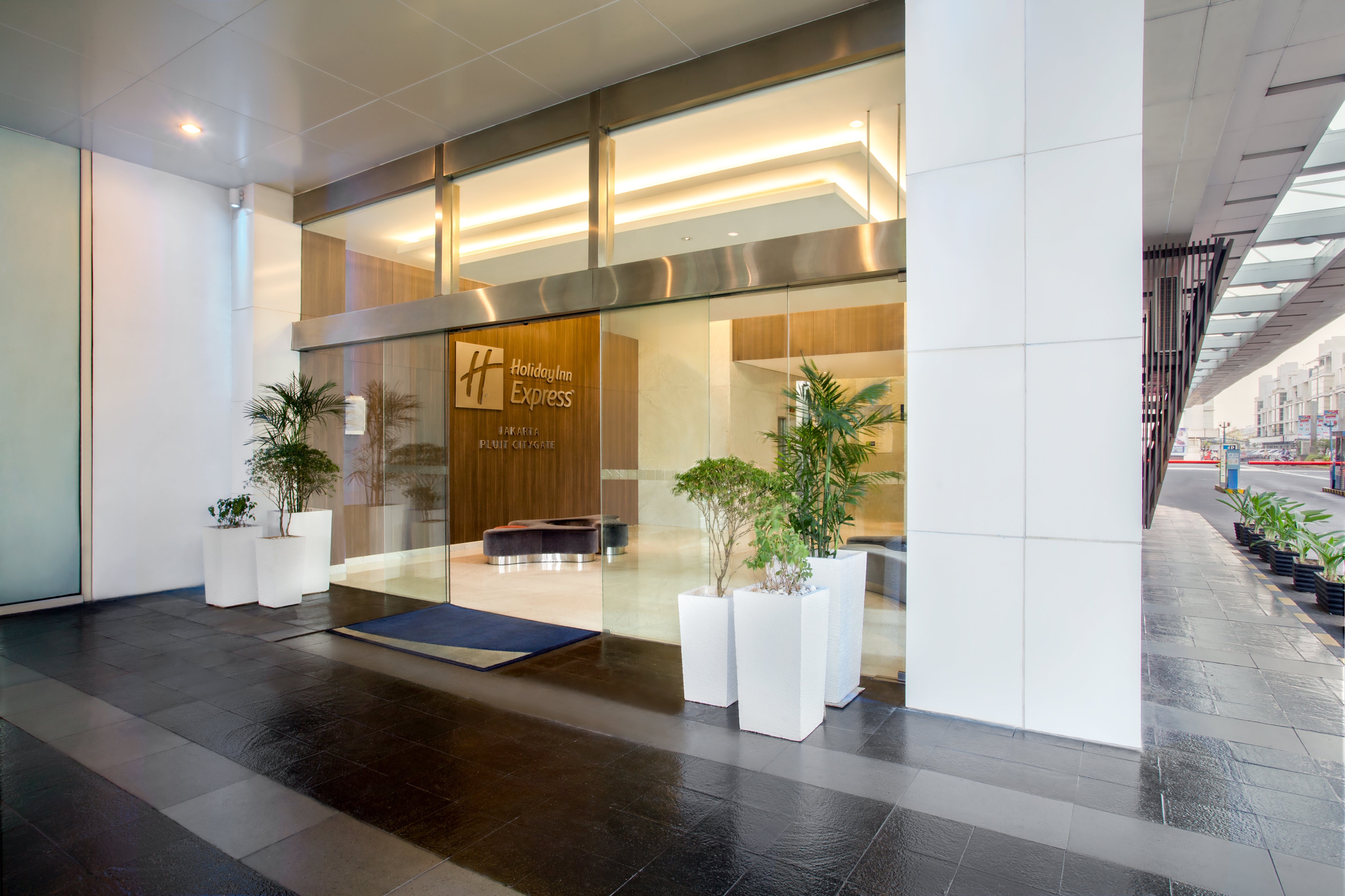 holiday inn express jakarta pluit citygate by ihg