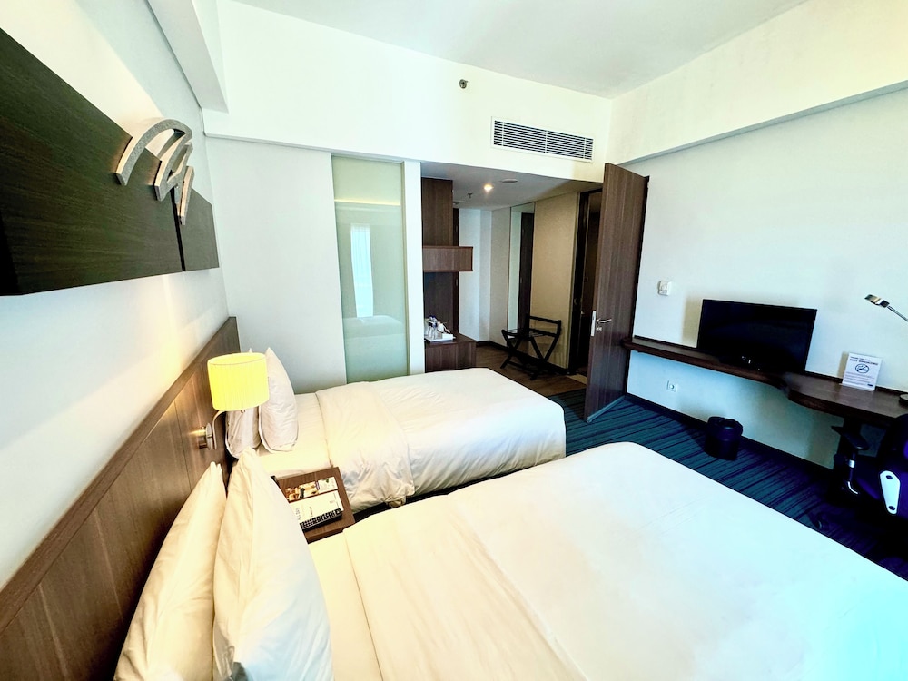 holiday inn express jakarta pluit citygate by ihg