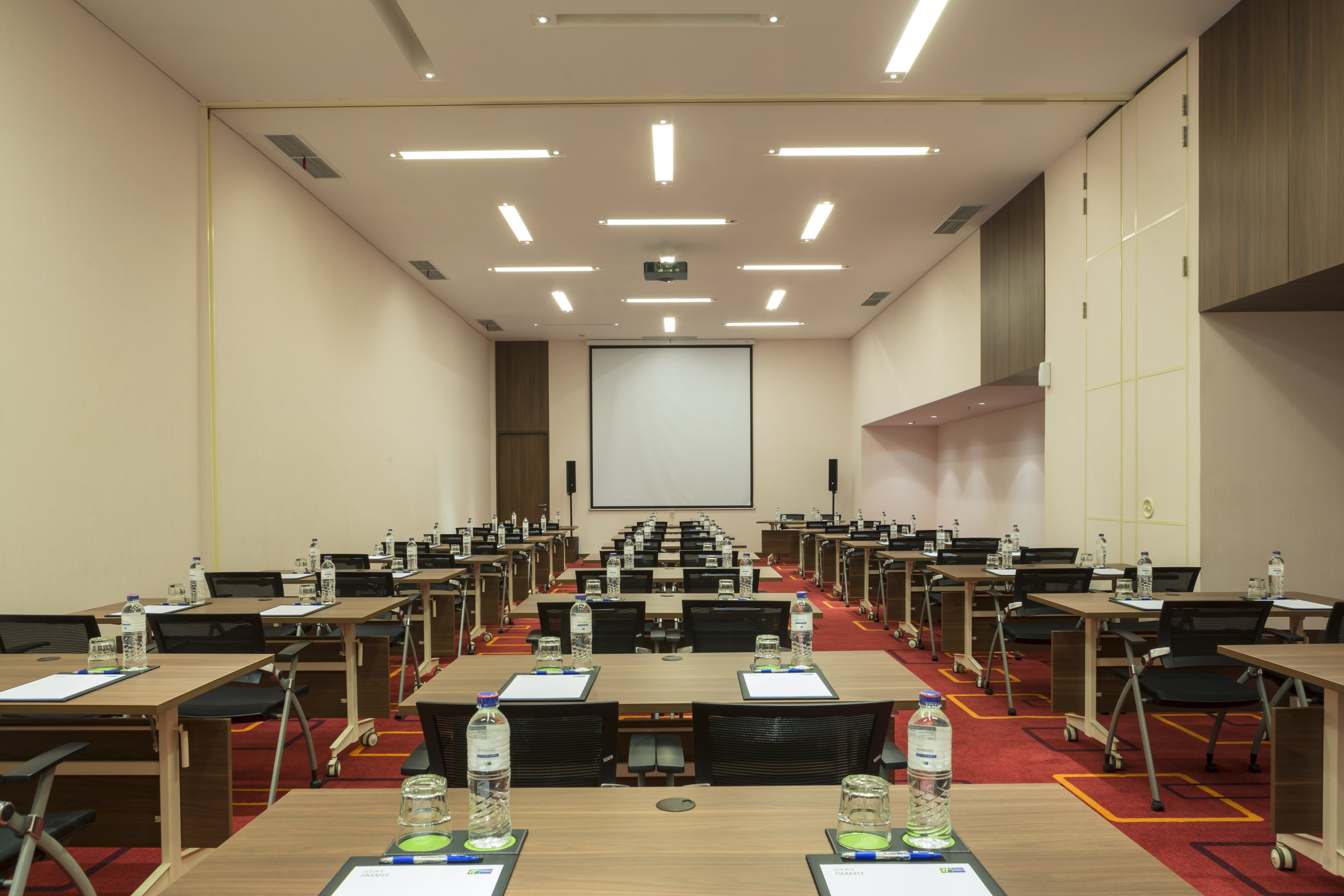 holiday inn express jakarta pluit citygate by ihg