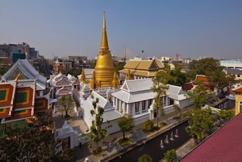 nouvo city hotel